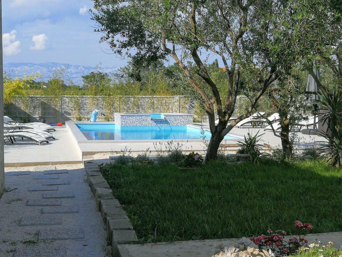 Villa Flora Maris Apartments Privlaka  Exterior photo